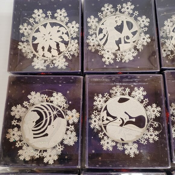 Ornaments Set 12 Metal Winter Lace Snowflake White Hanging Christmas Tree Box - Picture 5 of 10